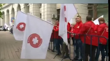 Proteste SANITAS la ministere. Unde s-au manifestat sindicaliștii și ce au cerut (VIDEO)