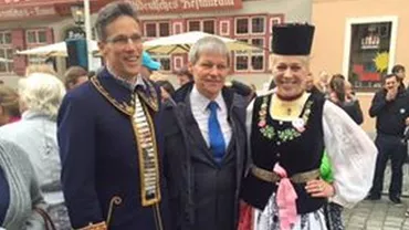“Suntem datori să le spunem că sunt oricând bineveniţi acasă”. Premierul Dacian Cioloș, mesaj către sașii stabiliți în Germania (FOTO)