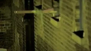 Cum ajung deținuții să intre în posesia telefoanelor mobile și a drogurilor. Adevărul din spatele gratiilor (VIDEO)