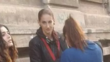 Cum să faci niște bani în București: Femeia care păcălește oamenii prin metoda șantajului emoțional (FOTO)