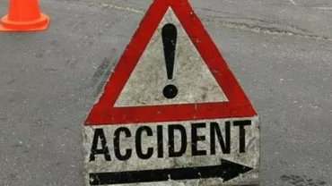 Cinci mașini implicate într-un accident provocat de ploaie, în Pasajul Unirii din Capitală