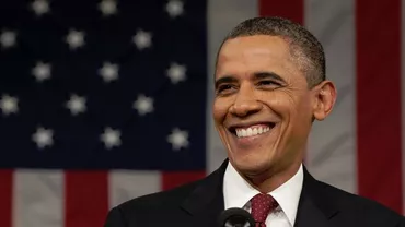 Culmea lui Obama: Să vorbești despre eliminarea bombelor nucleare și în spate să ai geanta atomică. Aroganța președintelui american în care își arată puterea (FOTO)