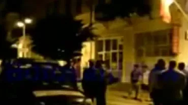 Scandal-monstru la Botoșani! Polițiștii au lovit cu maşina o copilă de 4 ani (VIDEO)