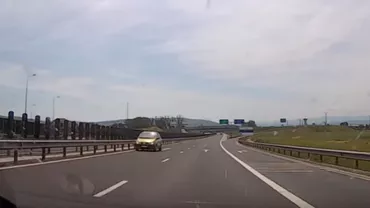 Un șofer a fost surprins în timp ce circula pe contrasens pe autostrada A1 (VIDEO)