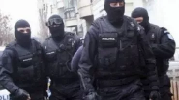 Polițiștii și procurorii efectuează percheziții în patru județe, într-un dosar de evaziune cu prejudiciu de 15 milioane de lei