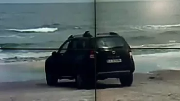 Amenzile nu-i sperie! Un șofer a parcat mașina pe plajă, lângă malul mării (VIDEO)