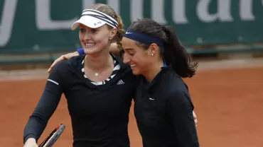 Victorie în premieră, după 45 de ani: Franţuzoaicele Garcia şi Mladenovic, câștigătoarele probei de dublu feminin de la Roland Garros