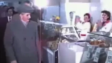 Imaginii de colecție cu Nicolae Ceaușescu: Cum era primit fostul dictator la alimentară (VIDEO)