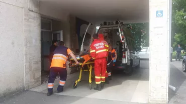 Curtea de Argeș: Un bărbat a sărit de la patru metri într-un canal după ce a fost oprit de polițiști