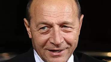 Traian Băsescu lansează ipoteza care aruncă lumea politică în aer: Menținerea Guvernului Cioloș avantajează PSD