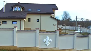 Preasfințitele vile, tot mai multe și tot mai luxoase, ridicate din banii enoriașilor