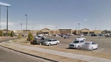 Teroare în SUA: Un agresor înarmat a luat mai mulți oameni ostatici într-un supermarket (VIDEO)