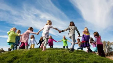 "1 Iunie, Zi liberă naţională": Guvernul a acordat un punct de vedere favorabil propunerii legislative