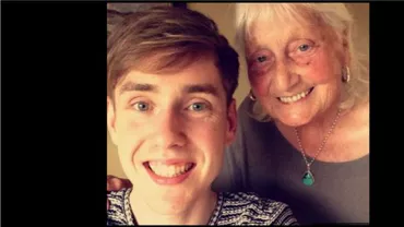 Cea mai politicoasă utilizatoare Google! O bunică a devenit celebră, după ce a folosit "te rog"/ "mulţumesc" în căutările sale pe Internet (FOTO)