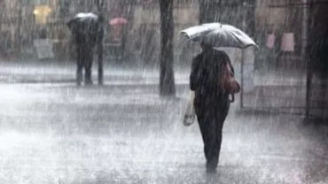 Două zile de vijelii și grindină: Cod galben de instabilitate atmosferică accentuată și ploi însemnate cantitativ, pentru 20 de județe, până luni dimineață (FOTO, VIDEO)