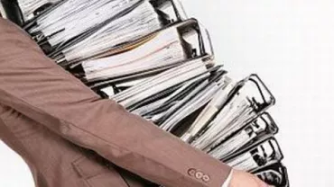 Guvernul vrea să alunge birocraţia: Documentele se vor trimite instituțiilor în format electronic, iar plata unor taxe se va face online (VIDEO)