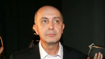 O sticlă cu palincă, una de whisky, un pix și o brichetă, bunurile confiscate de statul român în dosarul în care este acuzat Puiu Popoviciu