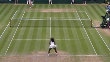 Probleme pentru Serena Williams în timpul meciului de la Wimbledon. Ce a pățit liderul mondial (VIDEO)