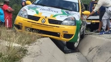 Dani Oţil a ieşit cu maşina în decor la Campionatul Naţional de Viteză în Coastă de la Rânca (VIDEO)