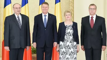Cei trei noi judecători ai CCR au depus jurământul de învestitură. Klaus Iohannis: Vă îndemn să aveţi permanent ca reper standarde cât mai înalte de profesionalism şi independenţă (VIDEO)