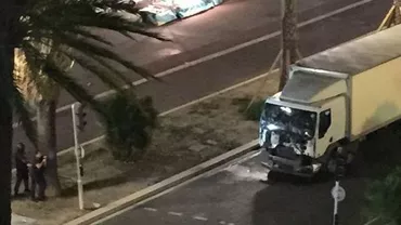 Noi amănunte despre ATENTATUL DIN NISA: Camionul care a ucis zeci de oameni era încărcat cu arme şi grenade