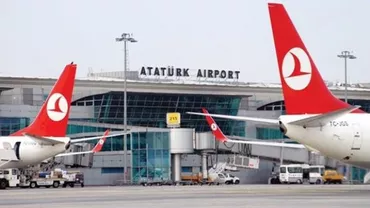 Zborul Turkish Airlines din Istanbul spre Bucureşti, reprogramat pentru sâmbătă, la 7 dimineaţa: Zeci de români blocaţi pe aeroportul Ataturk