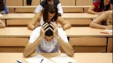 "Tot ce îmi doresc este ca aceşti profesori să nu mai fie în sistemul de învăţământ“. Scrisoarea deschisă a unei absolvente de liceu adresată "indrumătorilor" din Educație