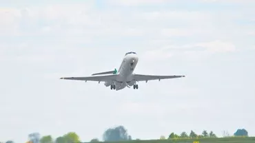 Indonezia: Un avion militar cu 29 de persoane la bord a dispărut de pe radare