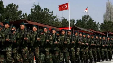 Efectele epurărilor din sistemul militar din Turcia: Mai mulți militari și polițiști s-au sinucis