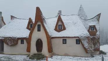 Povestea unui castel din România în presa britanică: BBC îl consideră desprins din "basmele cu zâne" (FOTO)