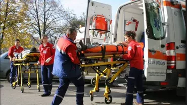 Grav accident rutier în Mioveni. Două persoane au murit, iar nouă au ajuns la spital