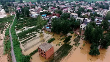 China: 87 de oameni au murit în urma inundațiilor. 16 milioane de persoane, evacuate