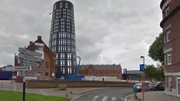 Panică în Belgia, după ce două polițiste au fost atacate cu maceta de către un bărbat care a strigat "Allahu Akbar"