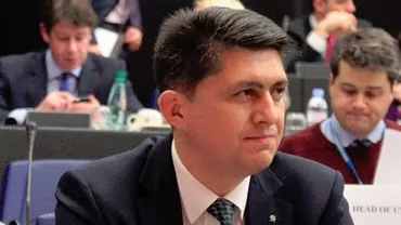 "Ghidul practic de luat țara înapoi": Senatorul cu 906 contracte cu spitale de stat își folosește statutul pentru a-și promova interesele firmelor de familie