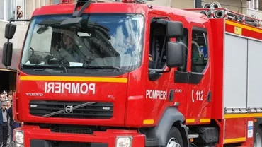 Un autocamion a luat foc la ieșirea din Buzău pe DN2