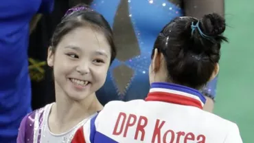 Acesta este motivul pentru care se organizează Jocurile Olimpice: Două gimnaste își fac poză împreună în ciuda rivalității politice dintre țările pe care le reprezintă (FOTO)