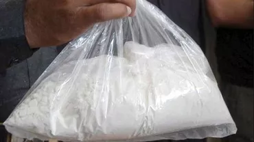 Cetățean român, arestat pe un aeroport internațional după ce a fost prins cu aproape 5 kilograme de cocaină asupra sa