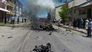 Cel puţin trei morţi şi 25 de răniţi în Turcia, într-un atac cu maşină-capcană asupra unui post de control al poliţiei