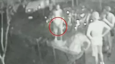 Bărbatul care a amenințat cu arma câțiva studenți din București s-a predat (VIDEO)
