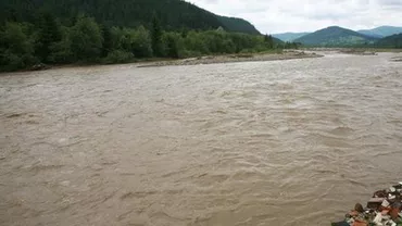 Moldova, amenințată de viitură: Cod portocaliu de inundații în două județe (VIDEO)