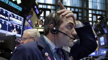 Locuitorii din Marea Britanie încep să simtă efectele Brexitului: Salariile au scăzut, iar angajatorii sunt reticenţi