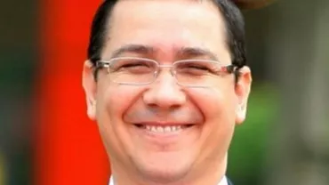 Vopsea proaspătă peste o înjurătură adresată lui Ponta: Autoritățile din Brăila se pregătesc de toamnă (FOTO)