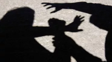 Orice pentru bani: O tânără s-a mutilat pentru suma de 180.000 de dolari