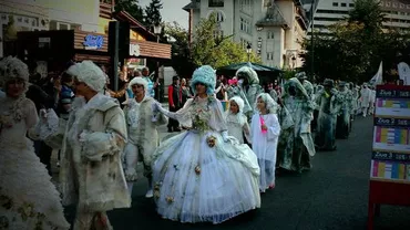 Focurile de artificii au lipsit în acest an de la Festivalul Sinaia Forever: Poliţia a intervenit cu mascaţii pentru a tăia cablurile de alimentare cu energie electrică