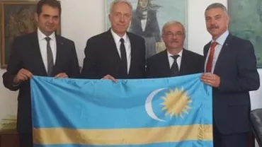 "Românii din Covasna vor avea soarta sârbilor din Kosovo": Antecedentele primarului din Sfântu Gheorghe, cel care i-a oferit steagul secuiesc ambasadorului SUA