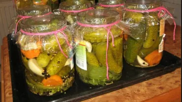 Rețeta SIMPLĂ și CORECTĂ de castraveți murați! Cu siguranță nu foloseai înainte toate aceste ingrediente