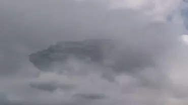 Este sau nu un OZN? Un cameraman din Mexic susține că a văzut un obiect zburător ciudat pe cer (VIDEO)