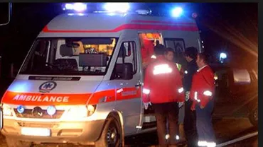 Accident mortal în Capitală. Un copil a fost lovit de o mașină în timp ce se ferea de un câine maidanez să nu-l muște