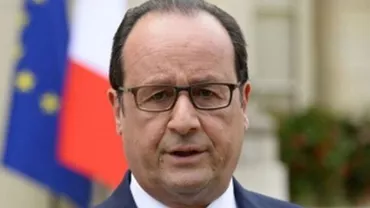 ”În 2017 îl vom pune într-un dulap”: Președintele Franței, ținta ironiilor pe internet din cauza unei fotografii făcute cu ocazia Zilelor Europene ale Patrimoniului (FOTO)