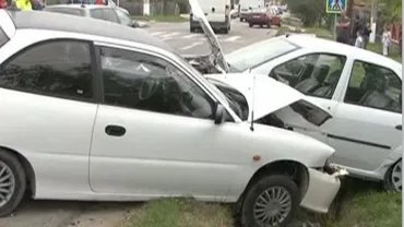 Tragedie pe o șosea din Giurgiu: Un carambol cu 4 mașini a dus la moartea a 2 persoane (VIDEO)